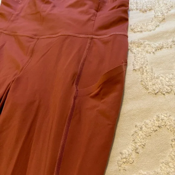 Lululemon Muave leggings - Picture 3 of 7